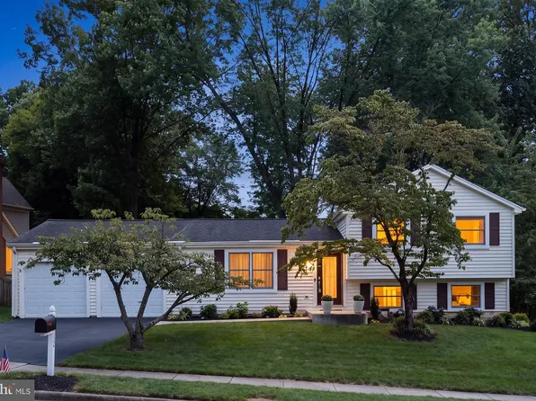 13742 Cabells Mill Dr, Centreville, VA 20120
