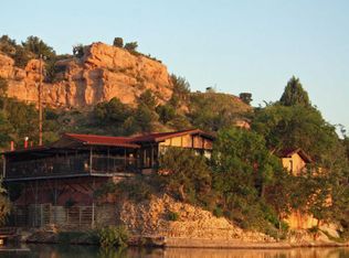 601 S Shore Dr, Amarillo, TX 79118