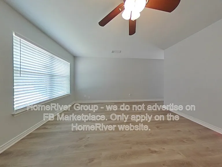 9871 Menard Cir — Photo 6