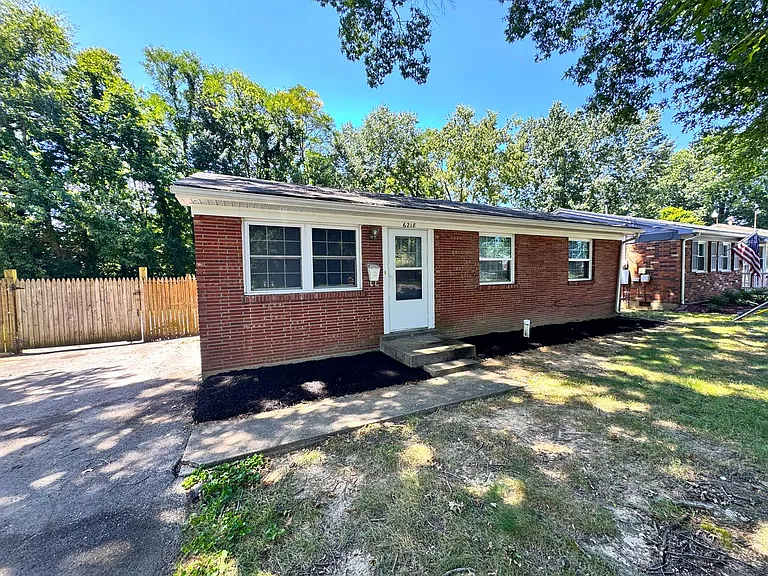 6218 Dart Dr — Photo 2