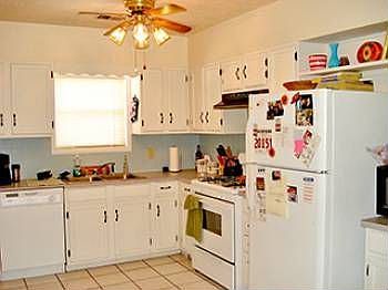 2nd image of 626 E Meyer Blvd