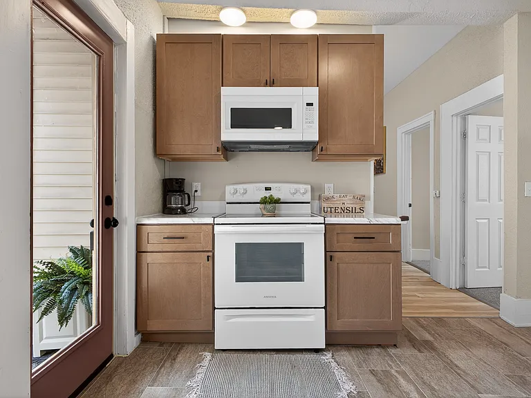 700 Broadway Ave NW #1 — Photo 20