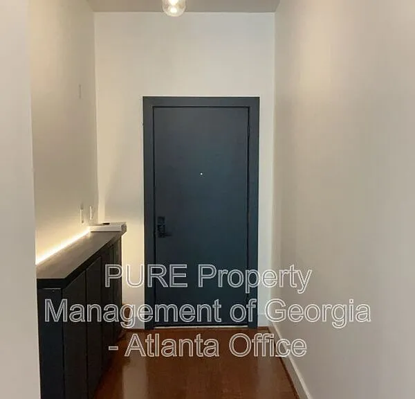 89 Mangum St SW #102 — Photo 3