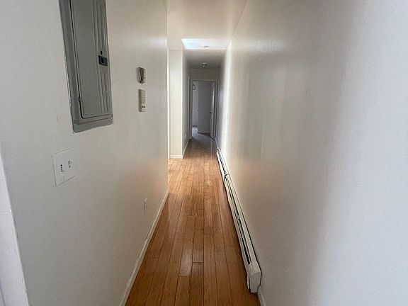 4th image of 2908 Grace Ave #2
