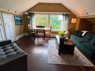 352 W Keith Rd, North Vancouver, BC V7P 3C7