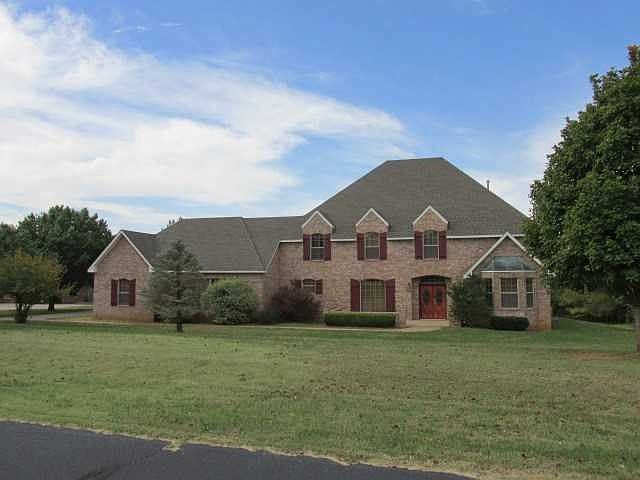 1st image of 8487 Canyon Oak Dr