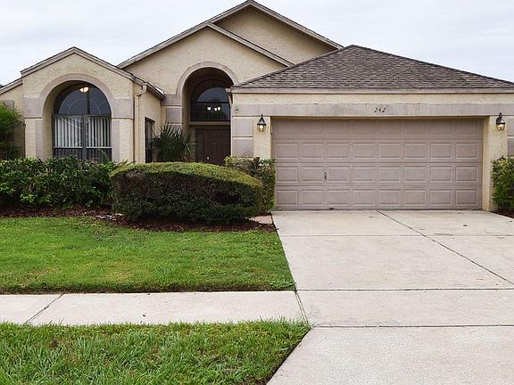 4th image of 242 Lakebreeze Cir #8