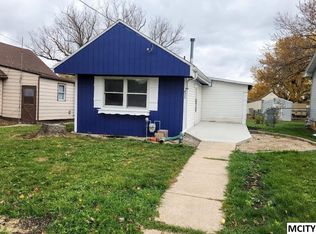 428 29th St SW, Mason City, IA 50401