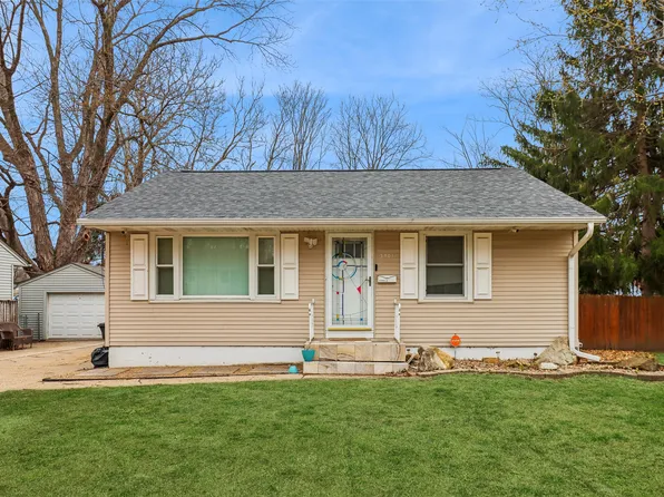 3901 Bowdoin St, Des Moines, IA 50313
