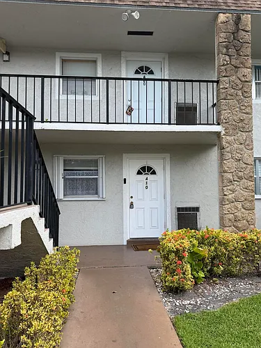 9915 Sandalfoot Blvd #410 Photo 1