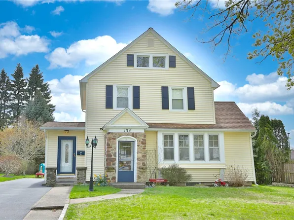 134 Woodbine Ave, East Rochester, NY 14445
