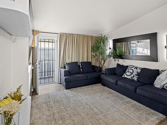 2nd image of 2888 Iris Ave Space 76