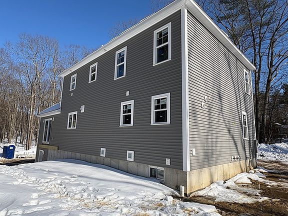 4th image of 6 Irish Ln