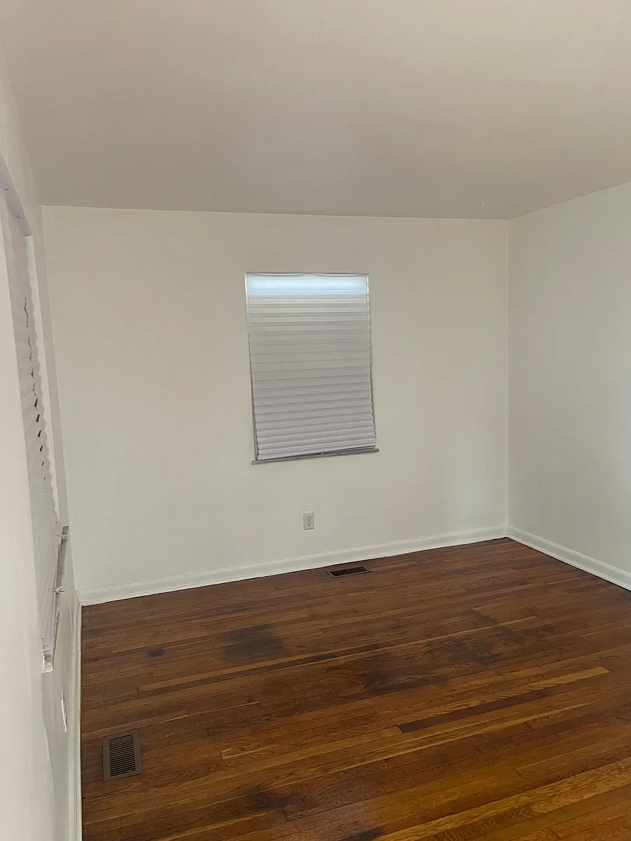 Living Room - 742 Lilley Ave