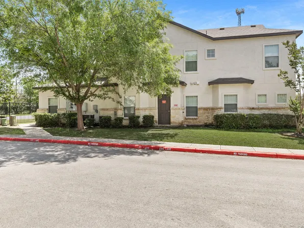 1000 DIAMOND DR, Boerne, TX 78006