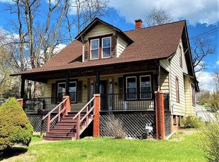 2001 W Beverley St, Staunton, VA 24401