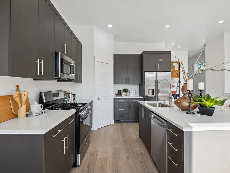 Kitchen with Island.