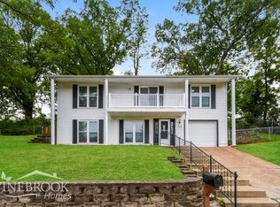 1917 Americana Way, Fenton, MO 63026