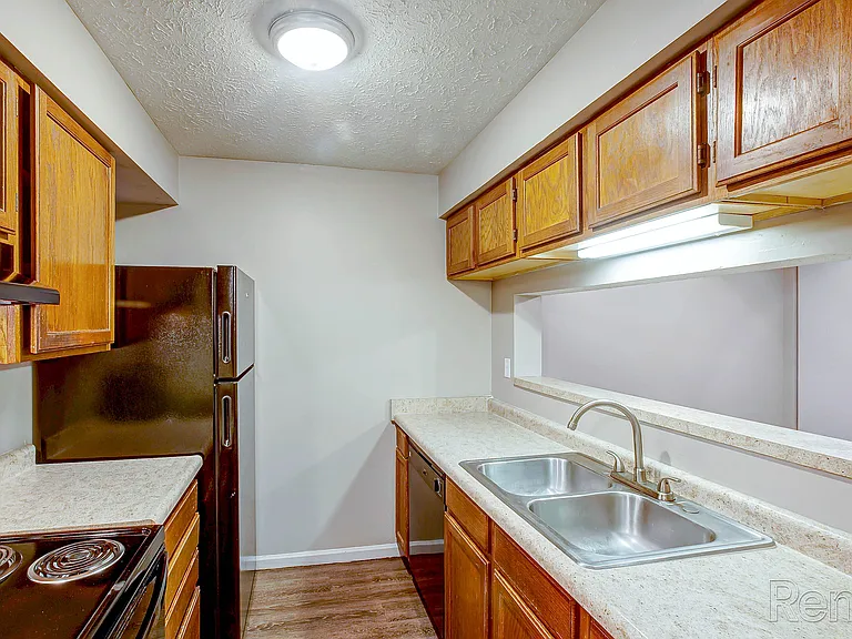 Prairie Green Apartment Homes — Photo 12