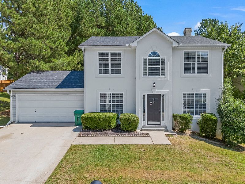 1st image of 879 Stonebridge Cres