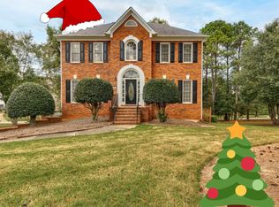 105 Hillcrest Trce, Fayetteville, GA 30215