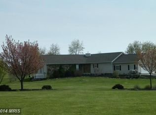 115 Granny Apple Way, Inwood, WV 25428