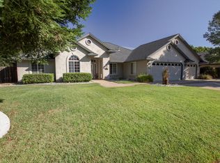 2510 Castlewood Dr, Redding, CA 96002