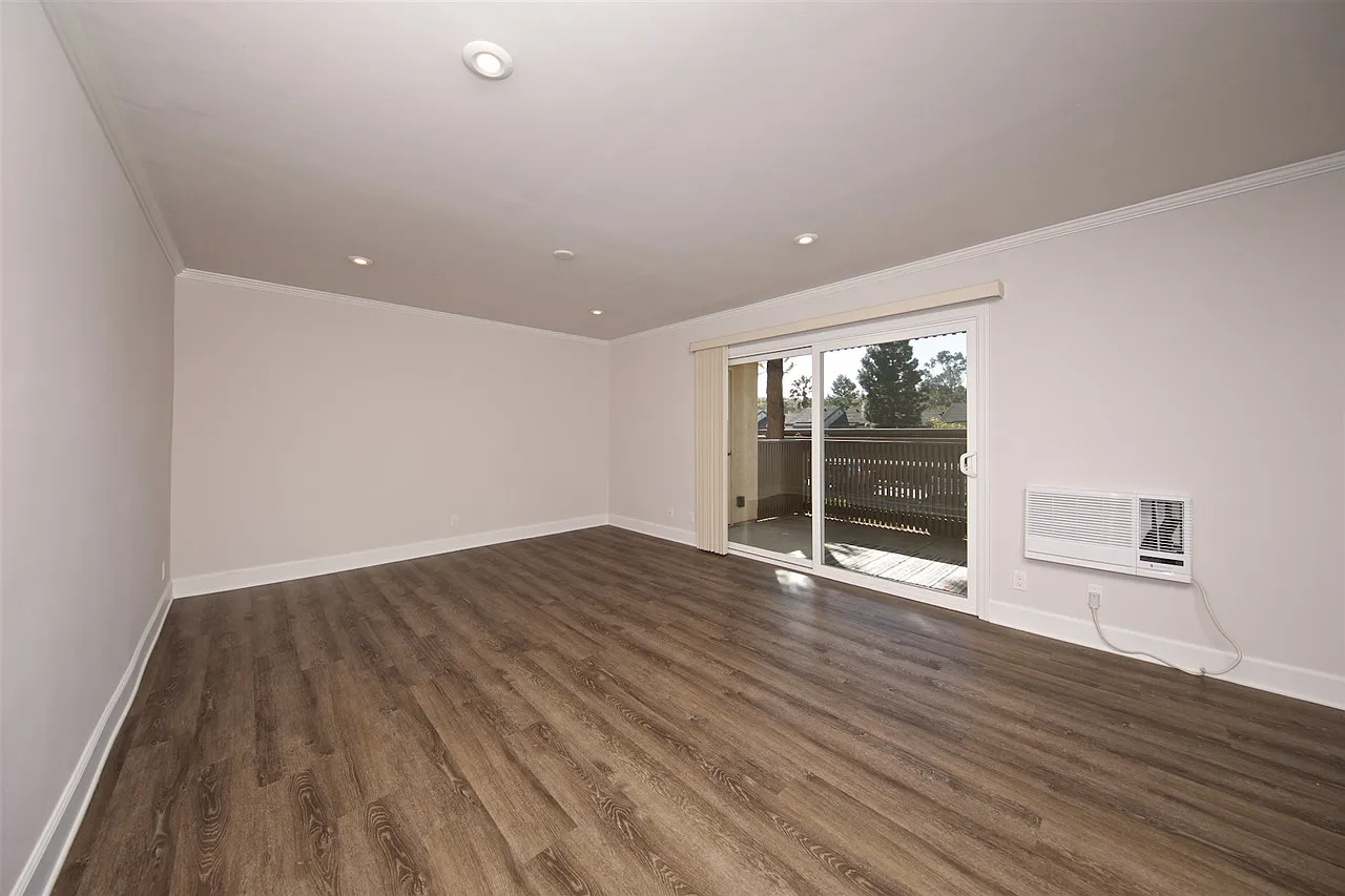 1 bed, 691 sqft, $2,850 — Photo 4