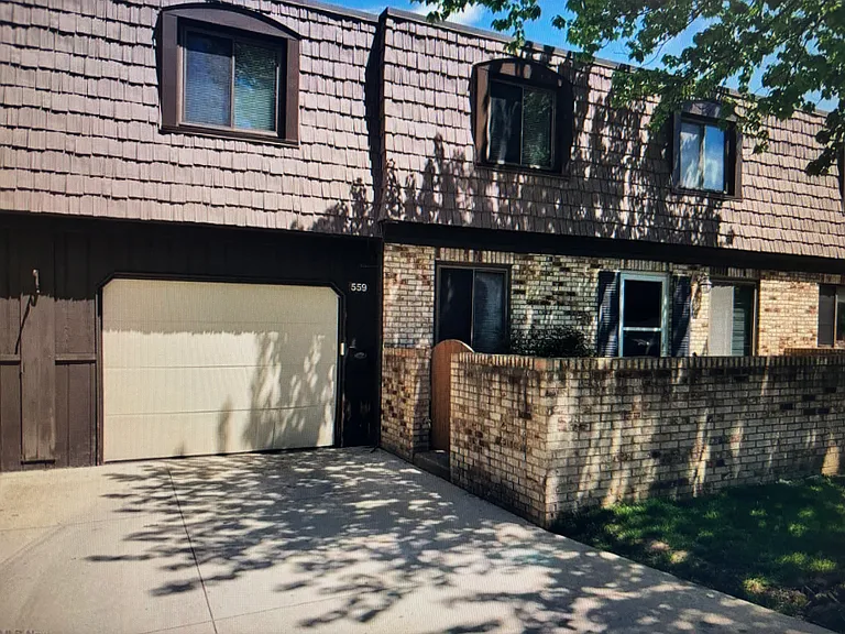 559 Tollis Pkwy #559 — Photo 11