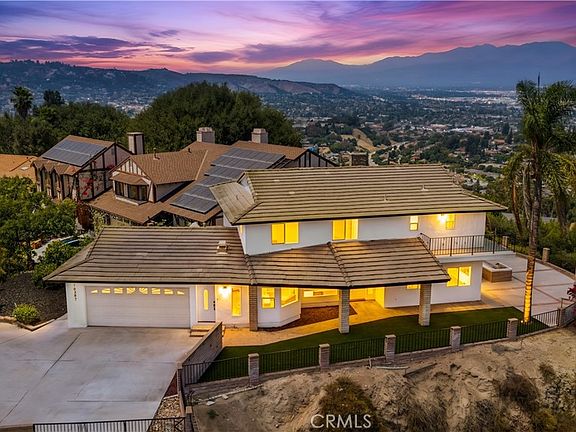 5th image of 16387 Chella Dr