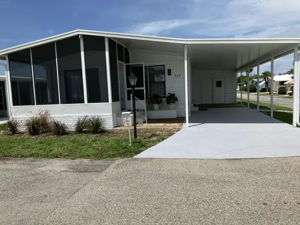 937 Cumberland Dr #40, Naples, FL 34110