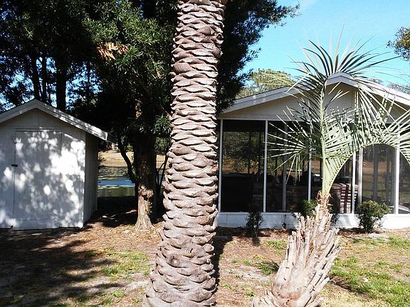 5th image of 1825 E Lake Dr