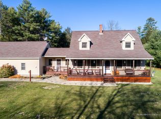796 Hallowell Rd, Durham, ME 04222