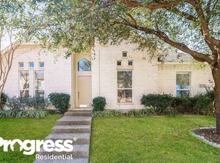 412 Valley View Dr, Lewisville, TX 75067