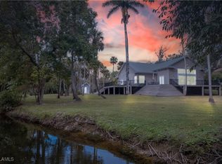 5261 Melaluca Dr, Fort Myers, FL 33905