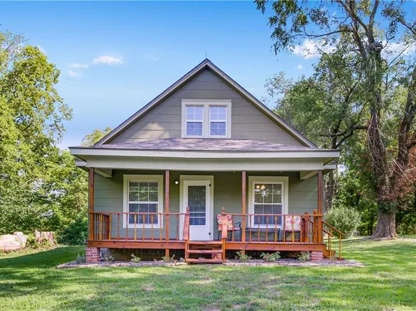 3257 Vinyard Rd, Bates City, MO 64011