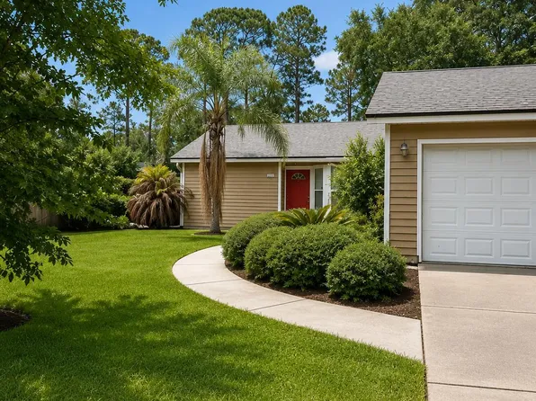 11729 Wattle Tree Rd N, Jacksonville, FL 32246