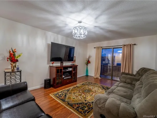 40 California Street #B6, Stratford, CT 06615