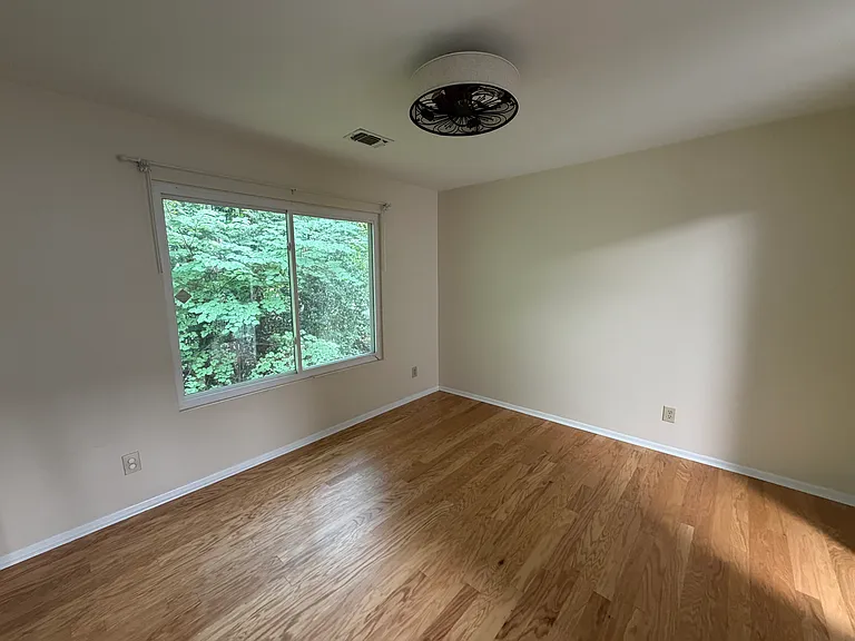 18 Middleton Ct SE — Photo 7