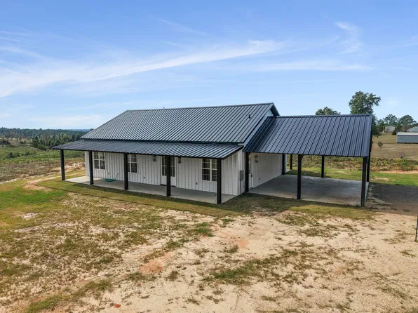 530 Watts Rd, Seminary, MS 39479
