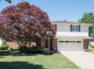 192 Surrey Run, Buffalo, NY 14221