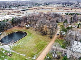 8900 Quinn Rd, Chanhassen, MN 55317