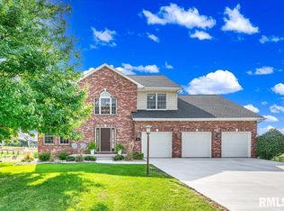 305 Westminster Rd, Metamora, IL 61548