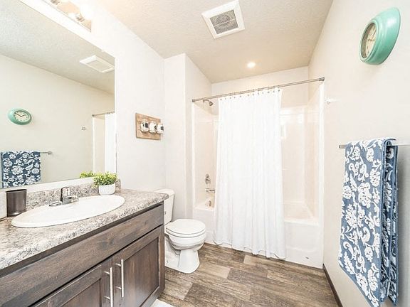 4th image of 6033 S Kerry Ave #1