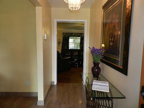 4th image of 10518 Kirkhall Dr