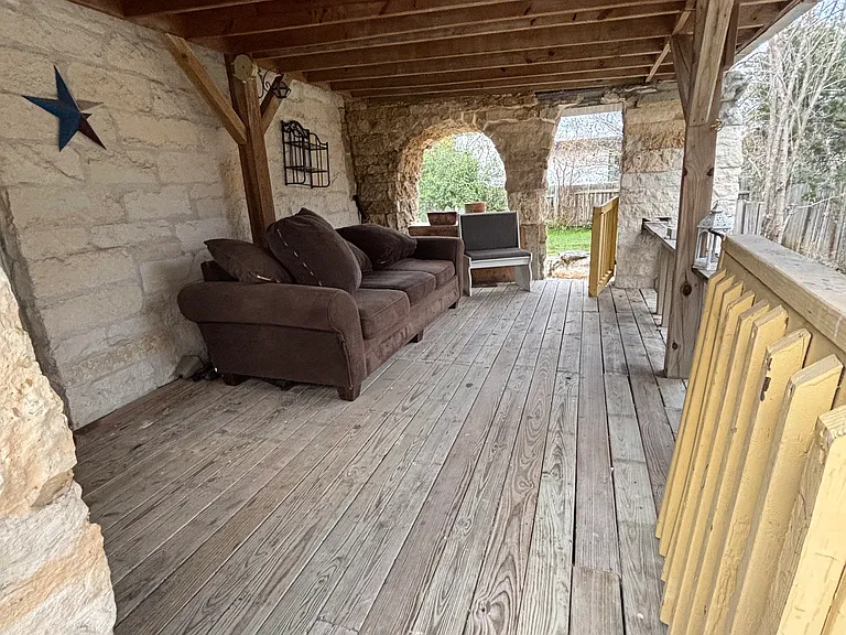 14704 General Williamson Dr — Photo 9