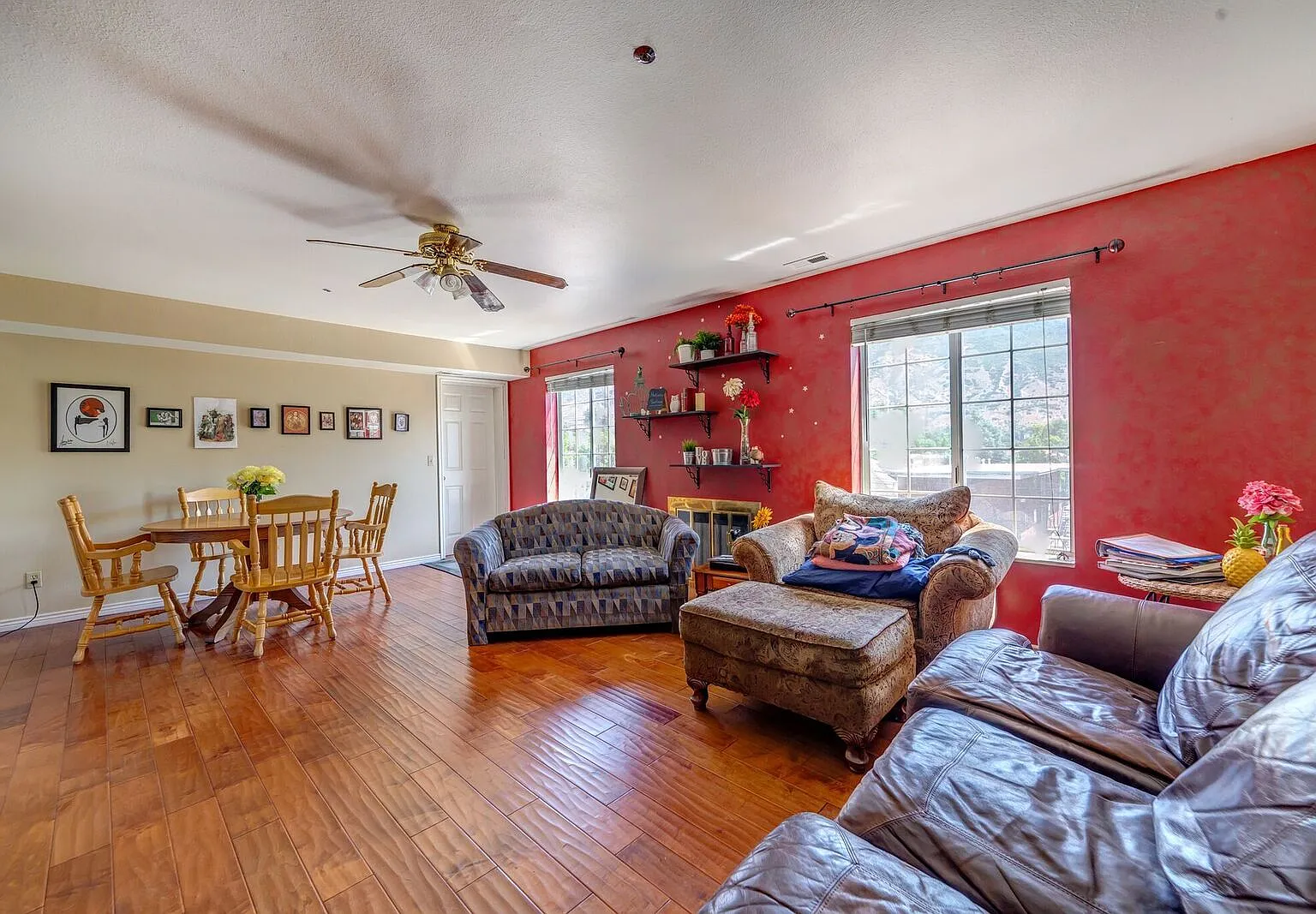 4 bed, 1228 sqft, $599 — Photo 3