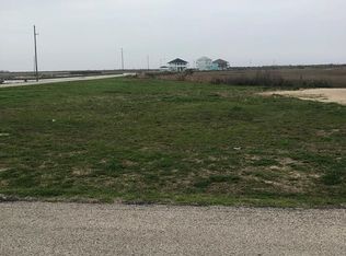 1294 Lagoon Dr, Crystal Beach, TX 77650