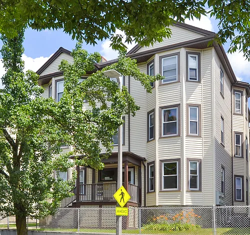 3270 Washington St #1 Photo 1 3270 Washington St #1 Photo 1