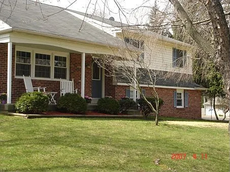 9 Mele Ave photo 1